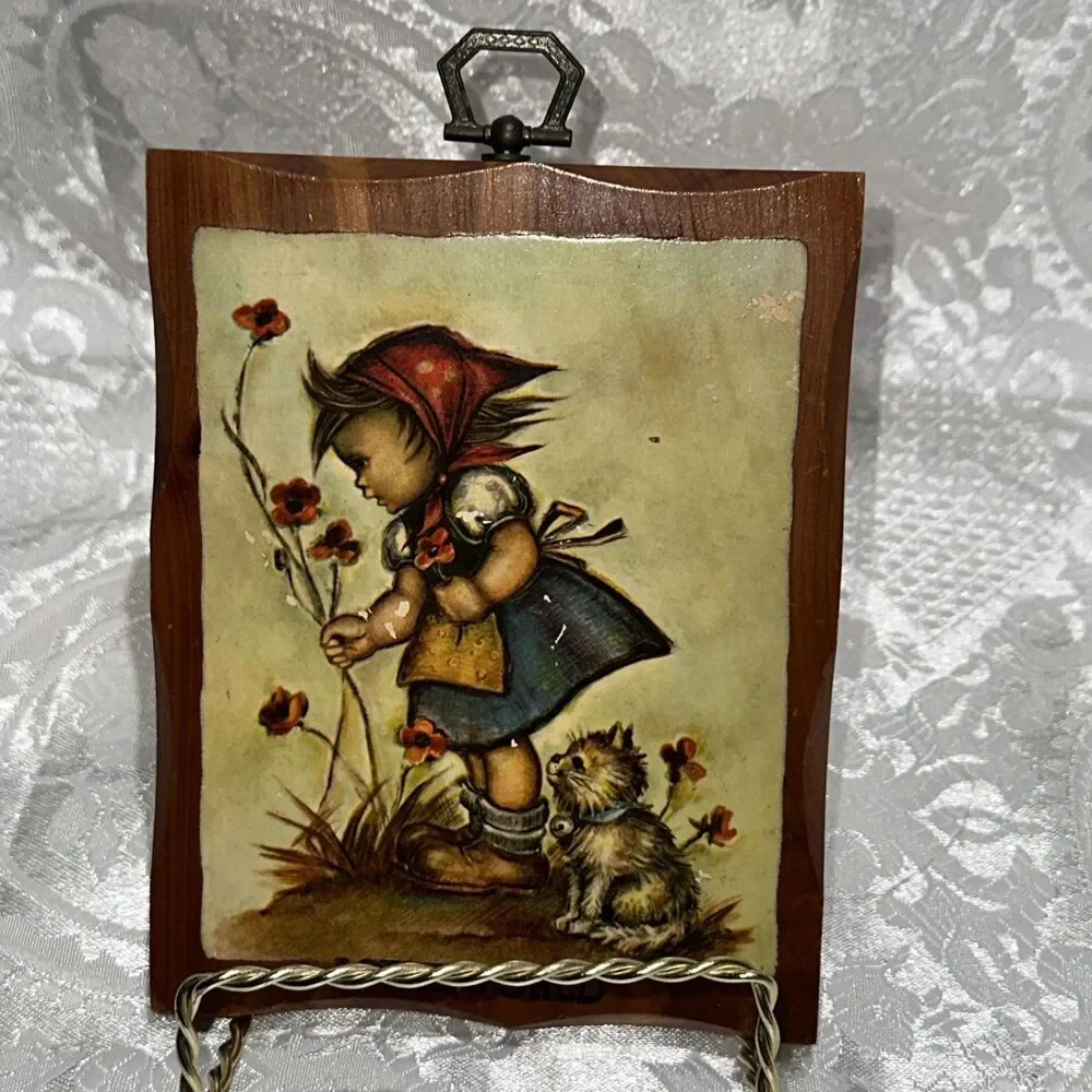 Vintage Evans Wooden Wall Hanging - Girl & Kitten